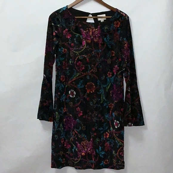 Dresses & Skirts - Beautiful Black Dress from eci.  Size M.  Black Velvet with beautiful colors.